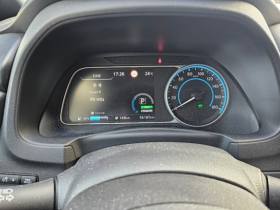 Nissan Leaf 16 of 17