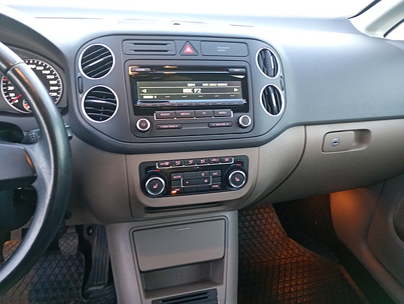 Volkswagen Golf Plus 16 of 24