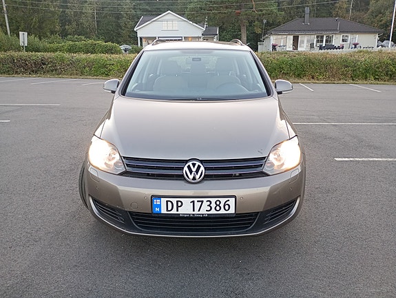 Volkswagen Golf Plus 2 of 24