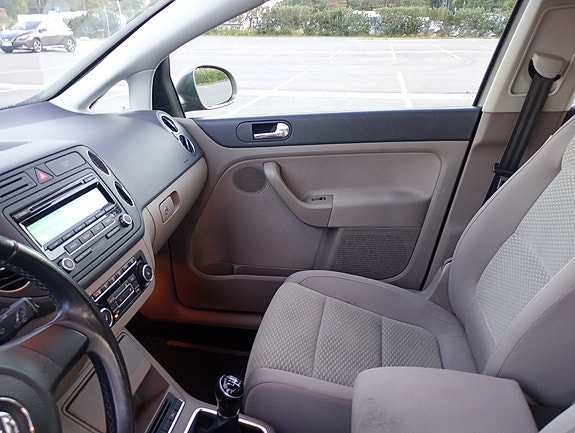Volkswagen Golf Plus 17 of 24