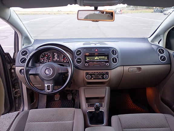 Volkswagen Golf Plus 12 of 24
