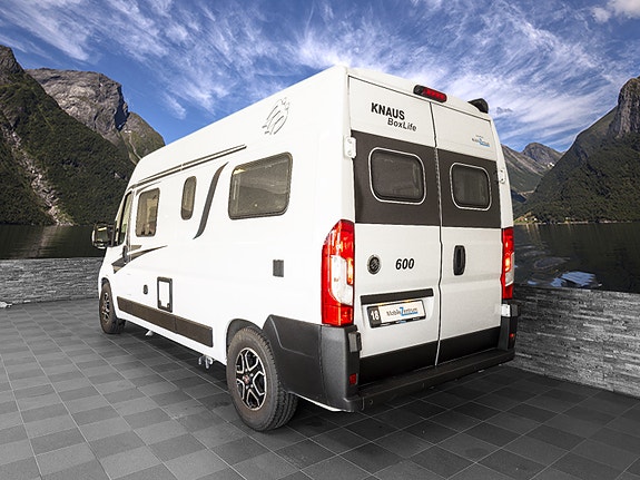 Knaus BOXLIFE 600 ME - 9-trinns aut., Truma Combi 6 Diesel/El, 2 dobbeltsenger i høyden, full Led kjørelys, Fiat sikkerhetspakke, el p-brems ++ 4 of 25