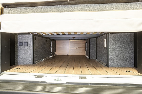 Knaus BOXLIFE 600 ME - 9-trinns aut., Truma Combi 6 Diesel/El, 2 dobbeltsenger i høyden, full Led kjørelys, Fiat sikkerhetspakke, el p-brems ++ 16 of 25