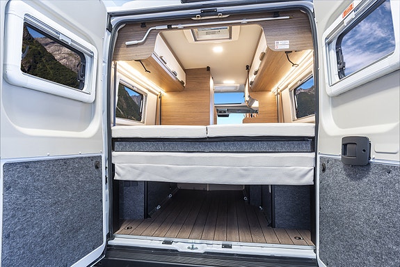 Knaus BOXLIFE 600 ME - 9-trinns aut., Truma Combi 6 Diesel/El, 2 dobbeltsenger i høyden, full Led kjørelys, Fiat sikkerhetspakke, el p-brems ++ 17 of 25