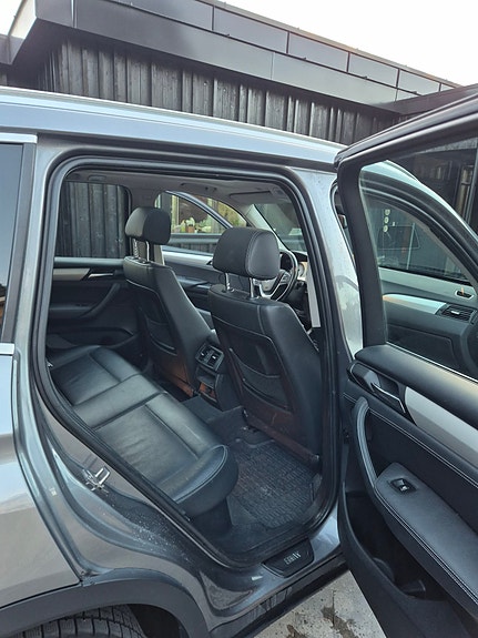 BMW X3 5 of 15