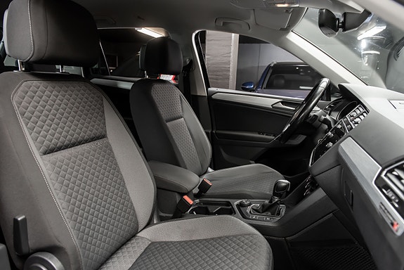 Volkswagen Tiguan 18 of 19