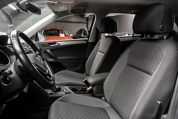 Volkswagen Tiguan 7 of 19