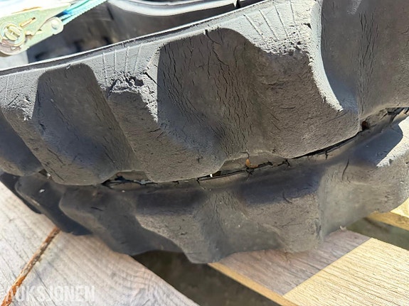 Kubota Bridgestone belte 230x35x96ZX 2 of 5