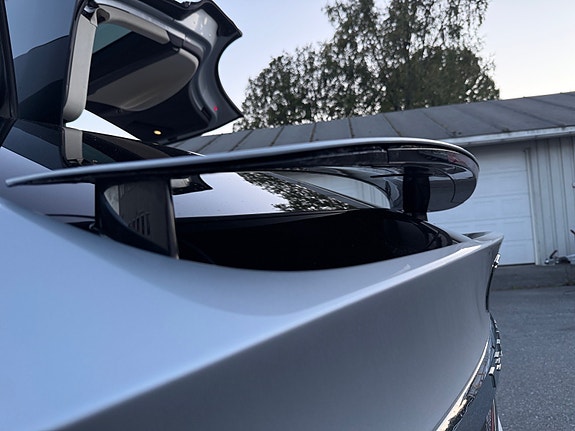 Tesla Model X 11 of 26