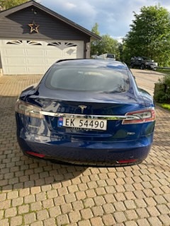 Tesla Model S 15 of 24
