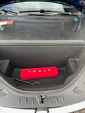 Tesla Model S 24 of 24
