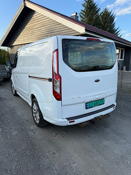 Ford Transit Custom 290L 3 of 8