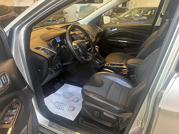 Ford Kuga 11 of 30