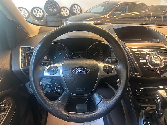 Ford Kuga 19 of 30