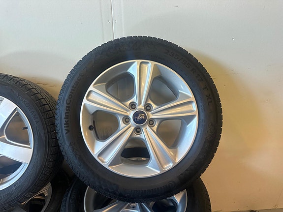 Ford Kuga 27 of 30