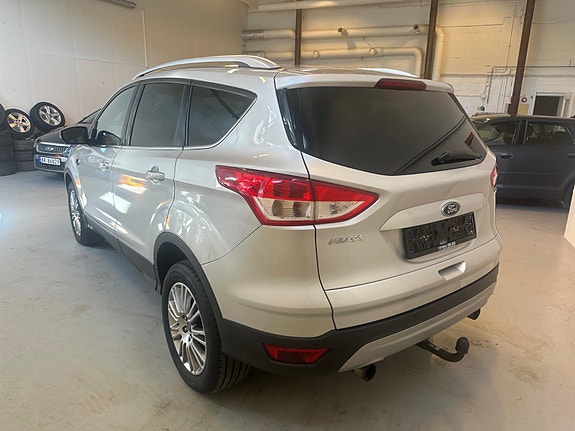 Ford Kuga 8 of 30