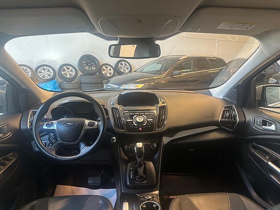 Ford Kuga 17 of 30