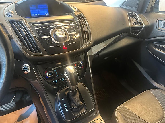 Ford Kuga 22 of 30
