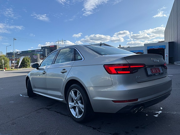 Audi A4 3 of 30