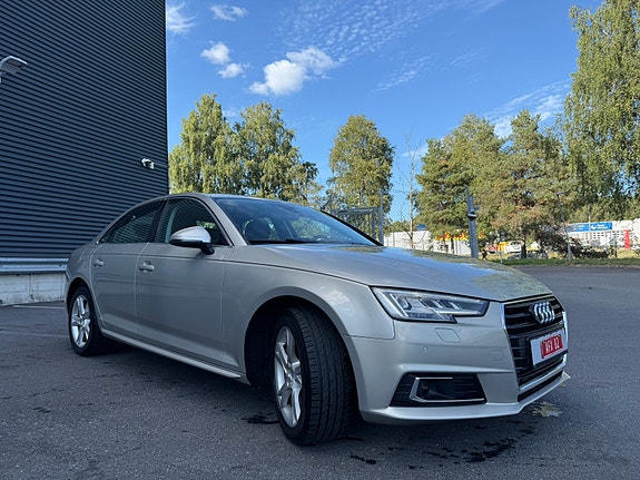 Audi A4 5 of 30