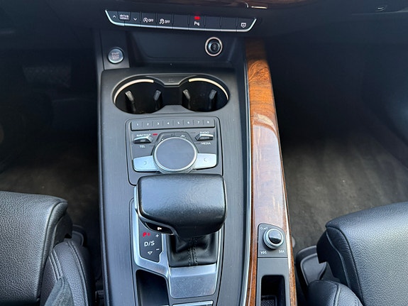Audi A4 27 of 30