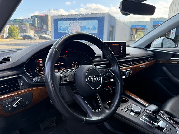 Audi A4 17 of 30