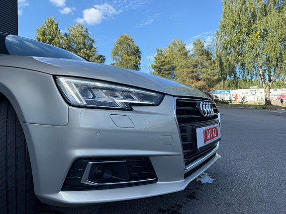 Audi A4 7 of 30