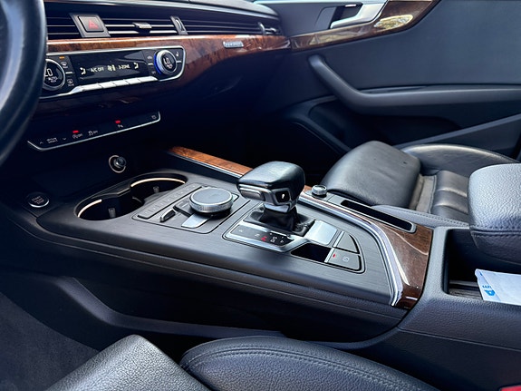 Audi A4 18 of 30