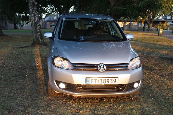 Volkswagen Golf Plus 2 of 23