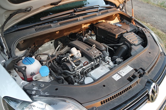 Volkswagen Golf Plus 17 of 23