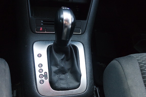 Volkswagen Golf Plus 16 of 23