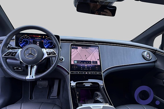 Mercedes-Benz EQE350 14 of 19