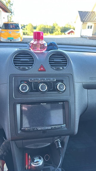 Volkswagen Caddy Maxi 8 of 9