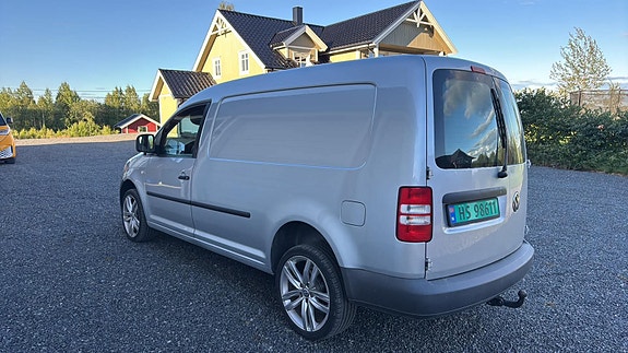 Volkswagen Caddy Maxi 3 of 9