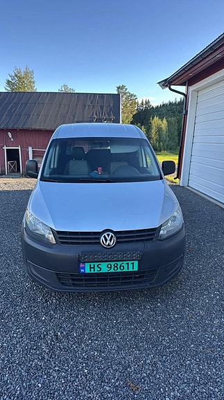 Volkswagen Caddy Maxi 4 of 9