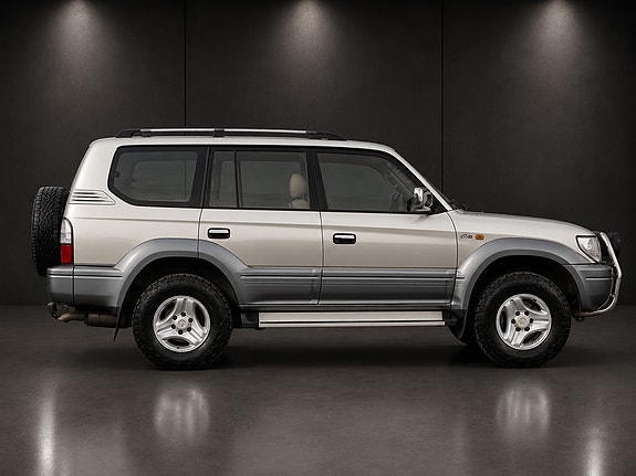 Toyota Land Cruiser 7 of 27