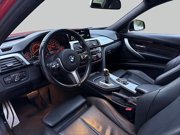 BMW 318i 19 of 30