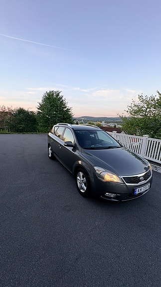 Kia Ceed 9 of 30