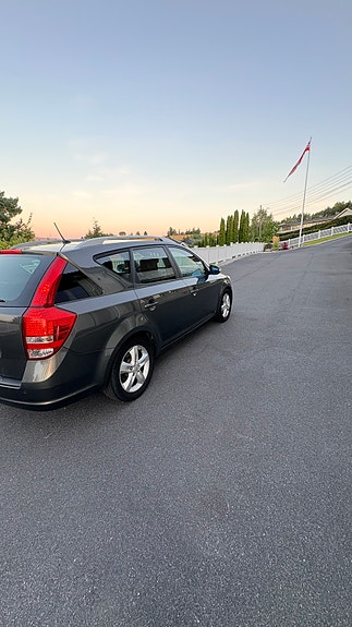Kia Ceed 5 of 30