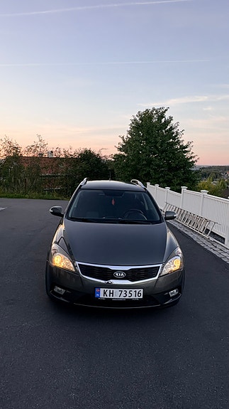 Kia Ceed 4 of 30
