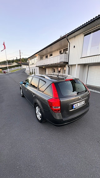 Kia Ceed 7 of 30