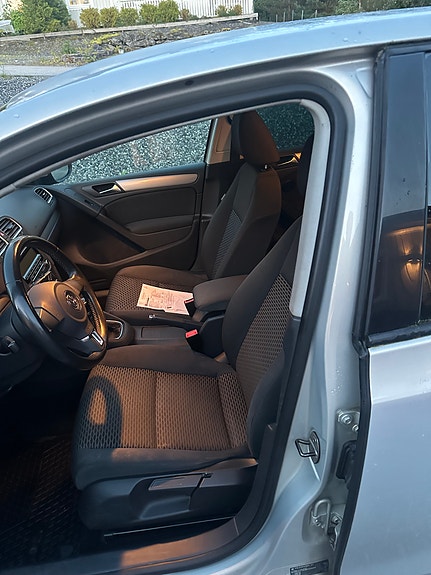 Volkswagen Golf VI 10 of 15