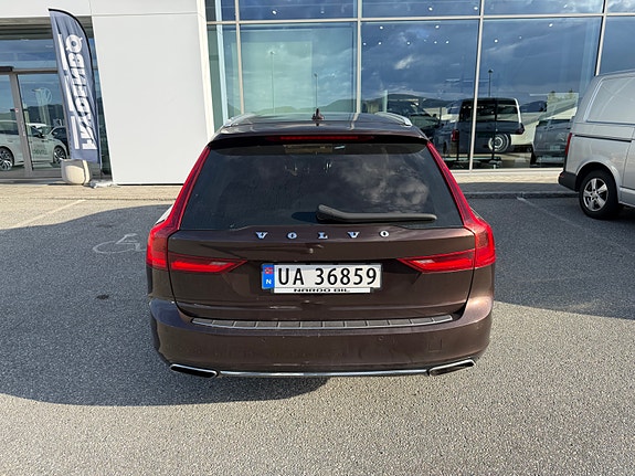 Volvo V90 3 of 10