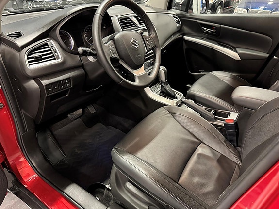 Suzuki S-Cross 10 of 12