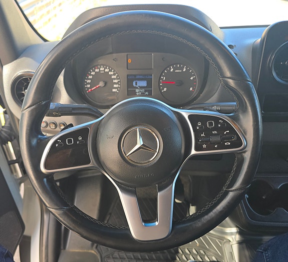 Mercedes-Benz Sprinter 519 22 of 30