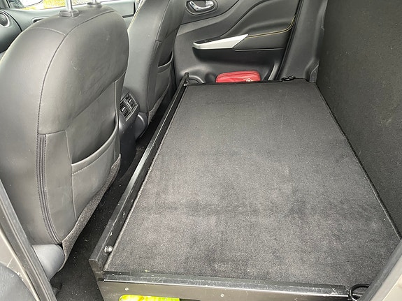 Nissan Navara 4 of 20