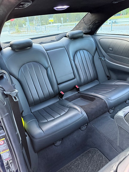 Mercedes-Benz CLK55 19 of 30