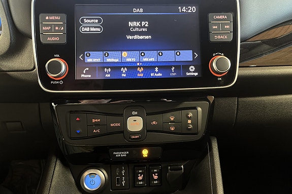 Nissan Leaf 13 of 30
