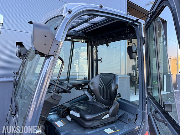 Toyota Traigo 48 8FBEK18T elektrisk truck – kun 298 timer – 4,3 m løftehøyde – 4 funksjoner – langgafler 27 of 30