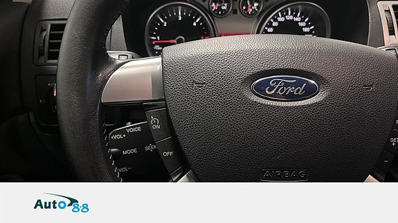 Ford Kuga 19 of 23